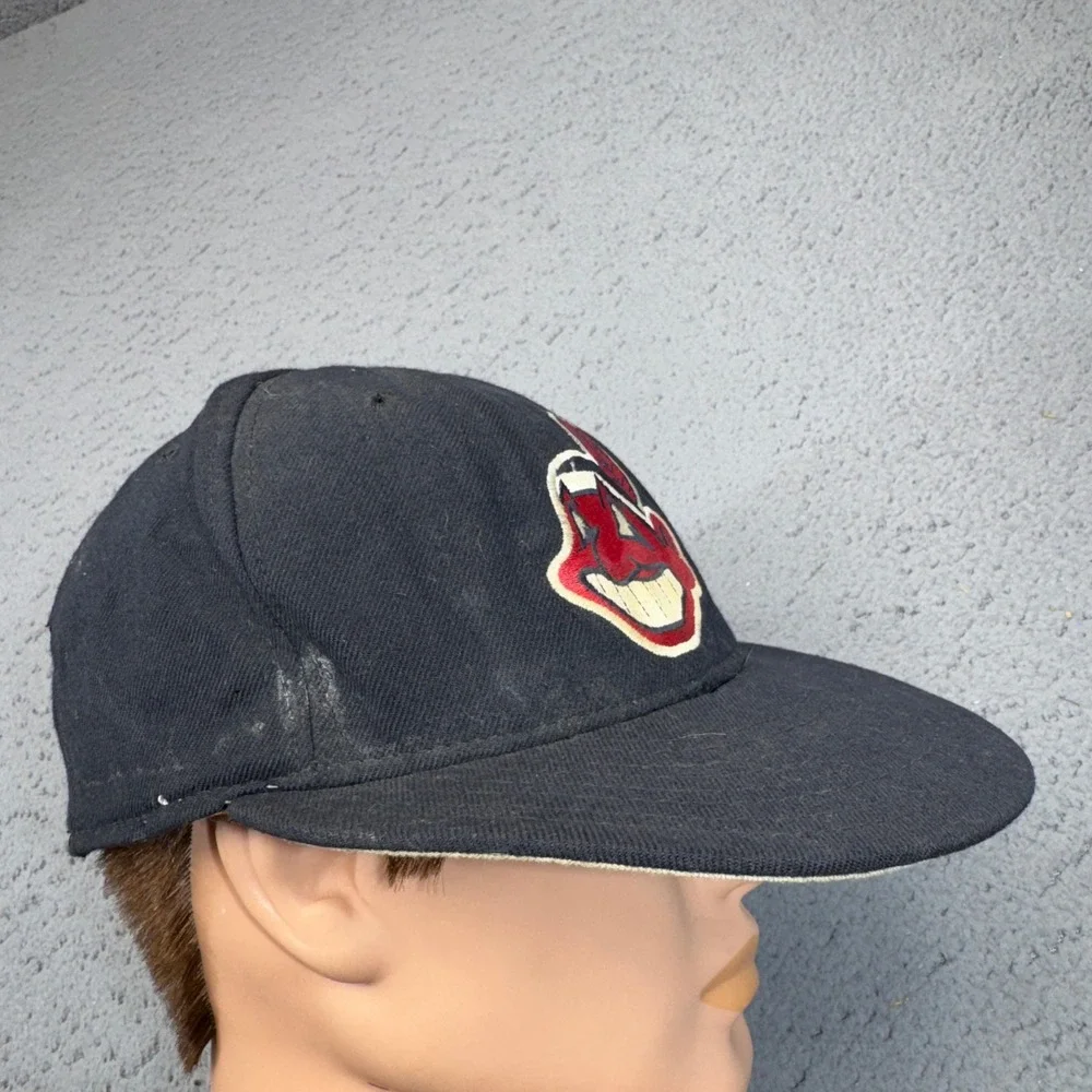 Vintage Cleveland Indians Hat Mens 7 5/8 Baseball MLB Chief Wahoo Fitted Cap 90s